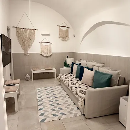 Bed & Breakfast L Antico Forno Centro Storico 3*